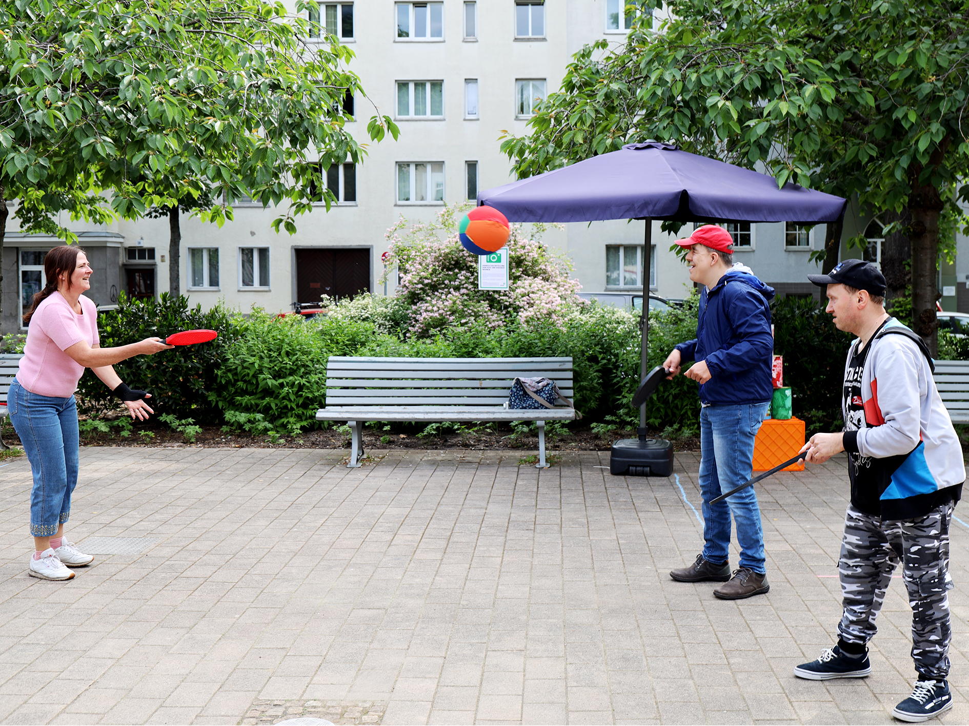 Eröffnung mit Tennis
