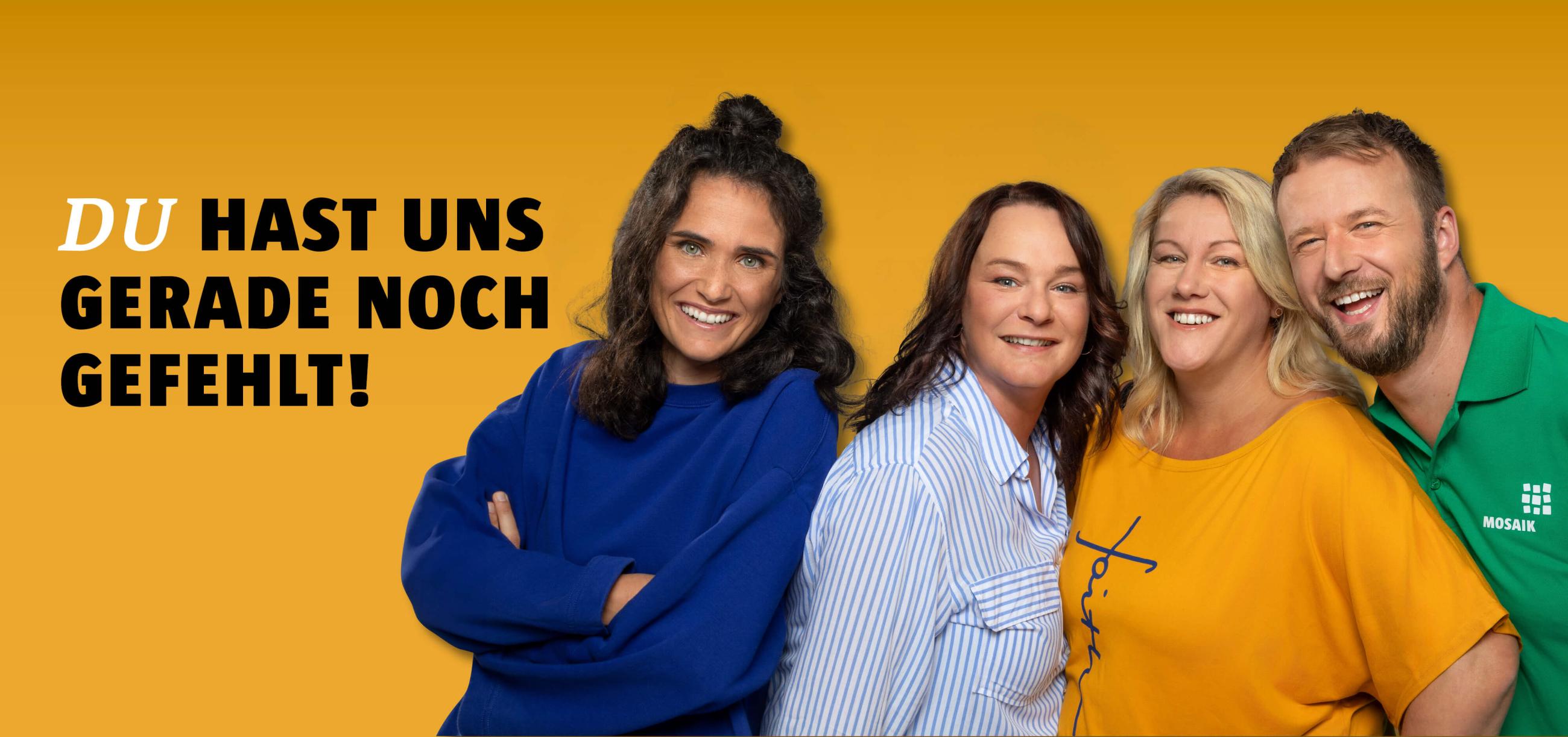 Gruppenbild mit vier Mitarbeitern