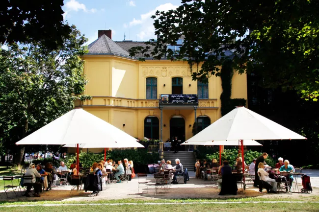 Außenansicht Café Schwartzsche Villa