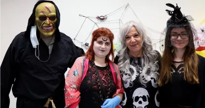 Schaurige Gestalten in der Spree-Schanze