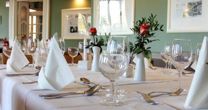 Gedeckter Tisch im Restaurant Charlottchen