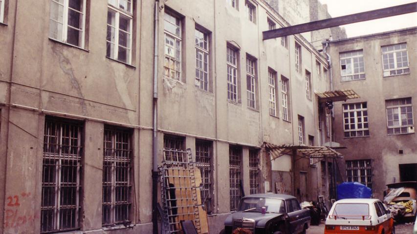 Ende der 80er - die Fabrik in der Weserstraße vor dem Umbau zum Wohnhaus