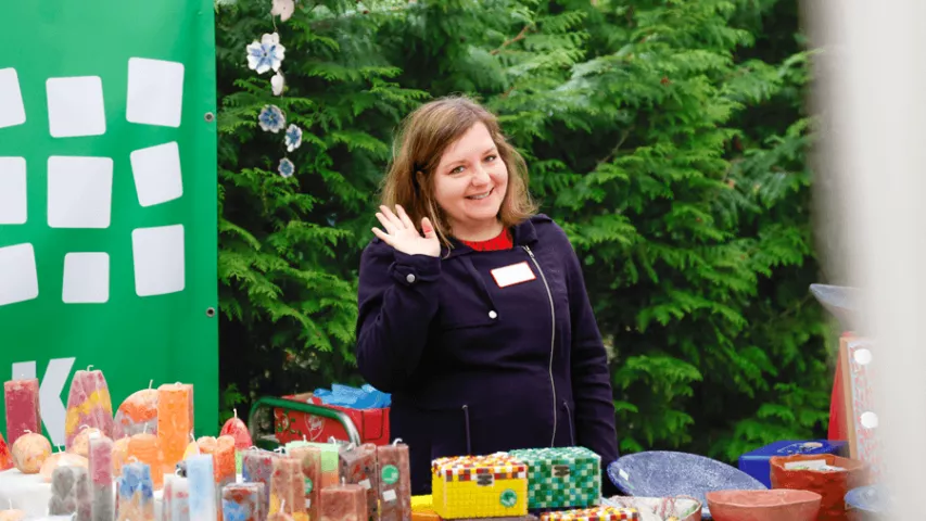 Alles Unikate - Unsere bunten Mosaik-Produkte gab es auch auf dem Frühlingsfest "All Inklusiv" in der Spandauer Götelstraße