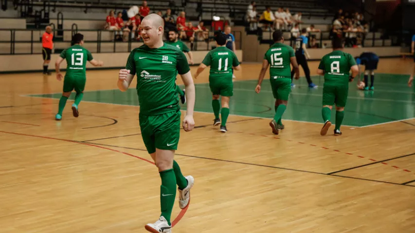 Torjubel beim Fußballfreundschaftsturnier