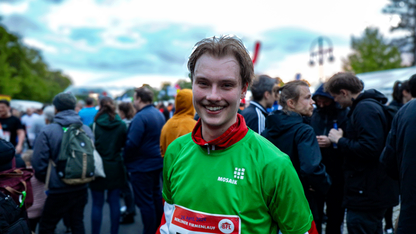 Geschafft! Mosaik-Läufer im Ziel beim 22. Berliner Firmenlauf