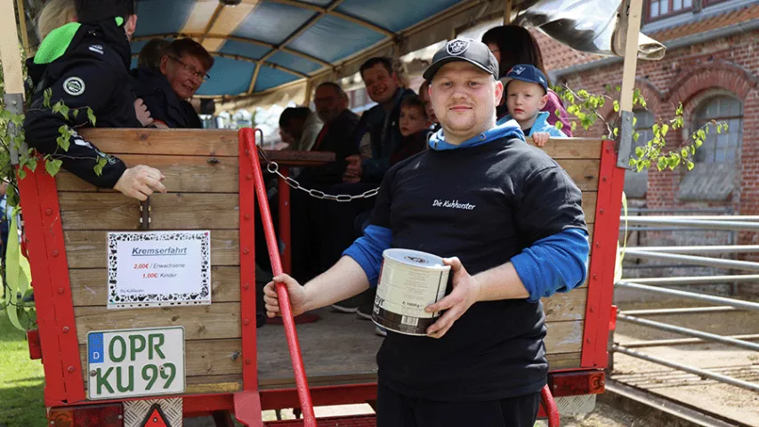 Kremserfahrten auf dem Kuhhorster Maifest