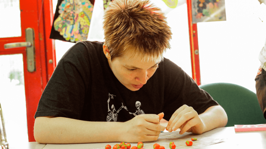 Perlenworkshop mit dem BFB Werbellinstraße