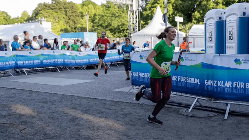 Mosaik beim Berliner Staffellauf - Auf der Strecke