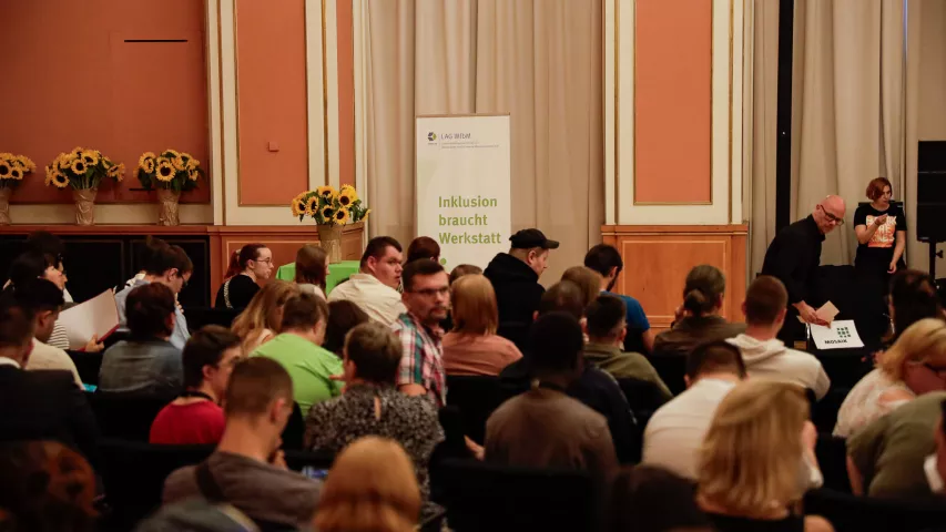  Feierliche Zertifikatsübergabe im Roten Rathaus von Berlin 2025